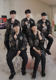 A picture of the Gen.G players sitting down posing for the camera