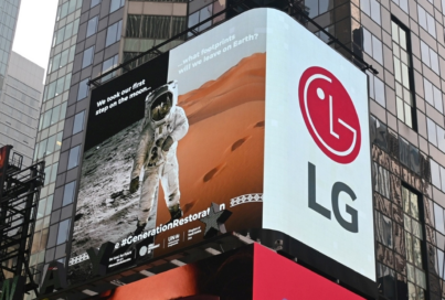 [World Environment Day with LG🌱] LG Hope Screens Promote Restoration for World Environment Day