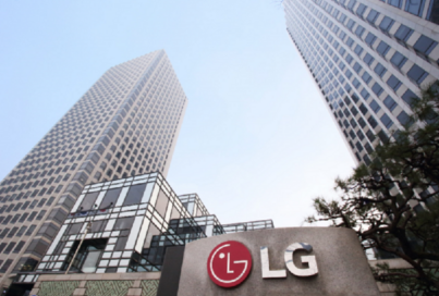 A photo of LG Twin Towers in the daytime